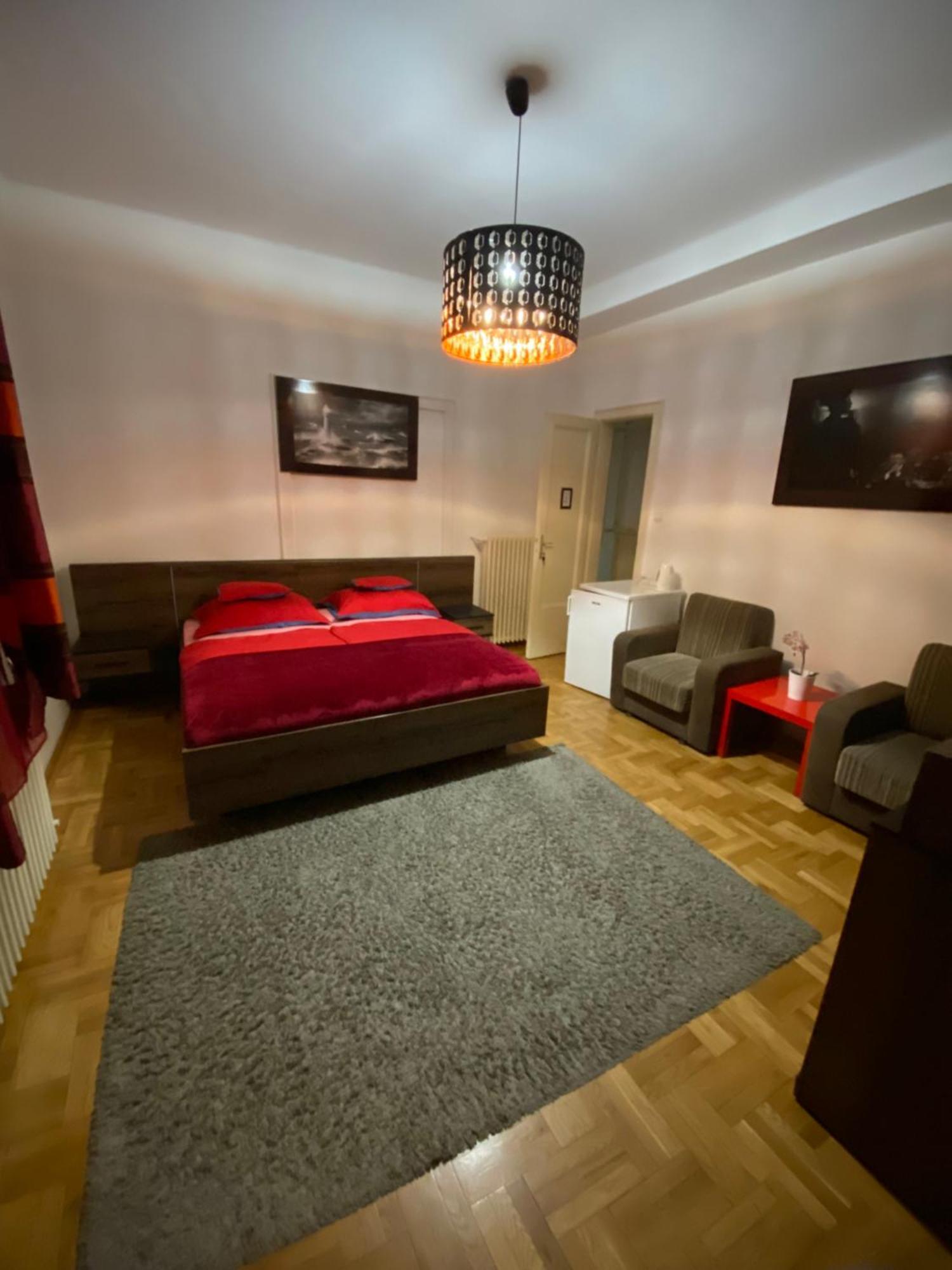 Holiday Apartments & Rooms Next Danube Promenade Budapest Exterior photo